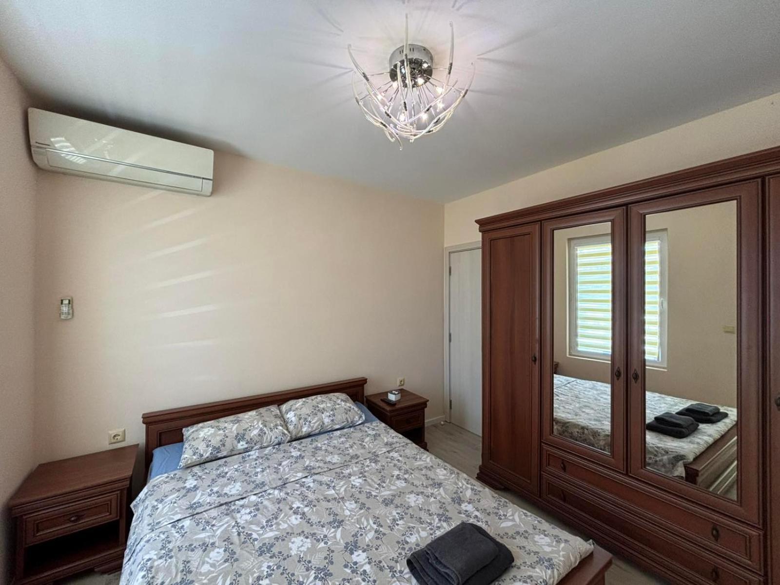 Grand Apartment Bogoridi - Top Center Near To Sea And Sea Garden Burgasz Kültér fotó