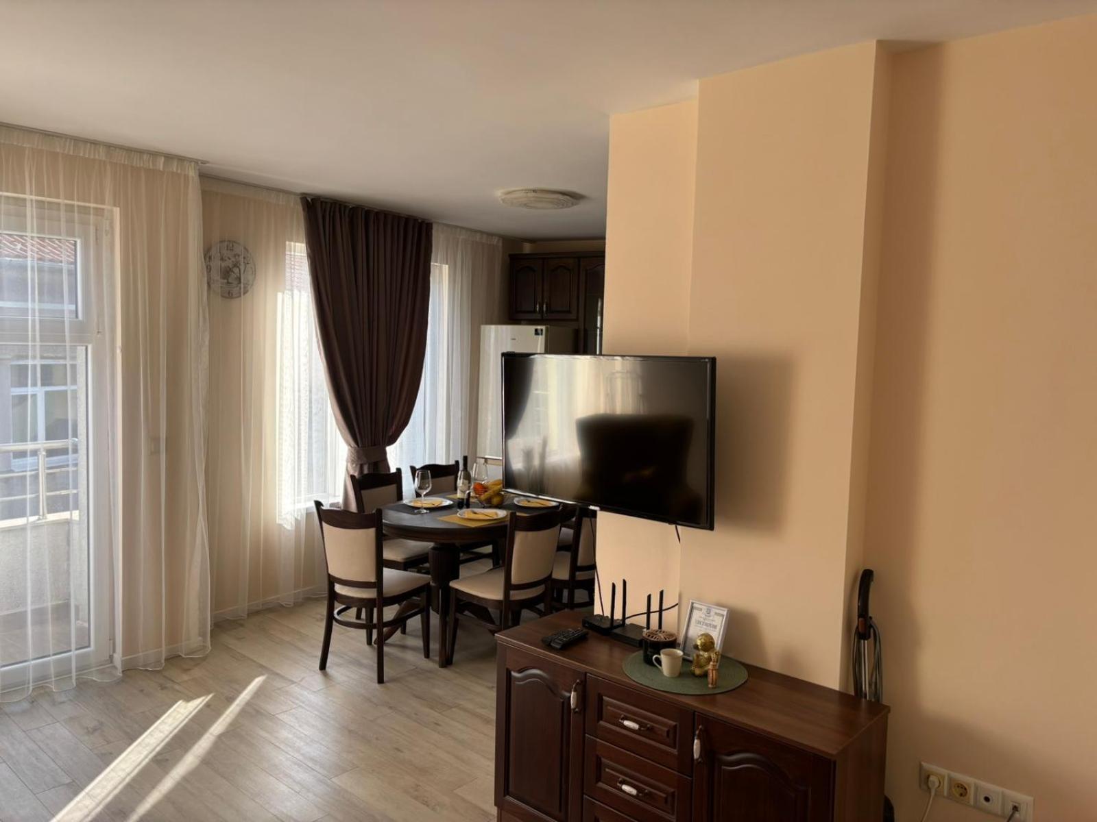 Grand Apartment Bogoridi - Top Center Near To Sea And Sea Garden Burgasz Kültér fotó
